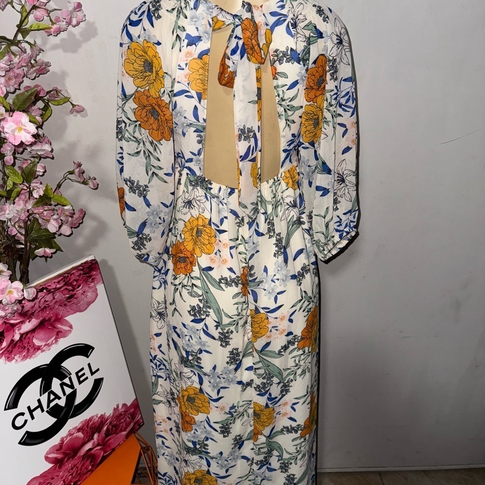 Dress size small - Picture 6 of 8